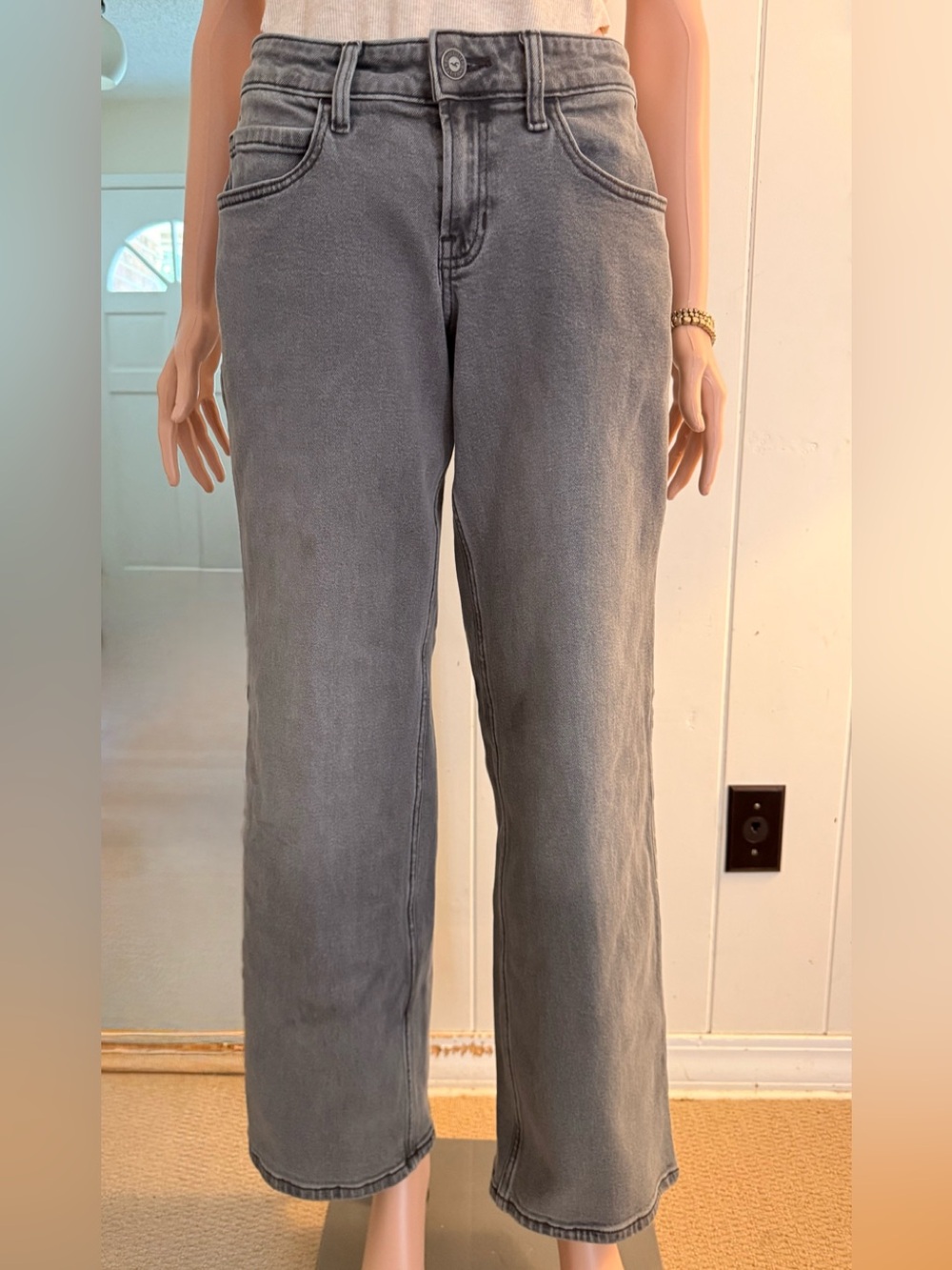 Hollister Women's Straight-Leg Jeans — Faded Gray DenimSz 2R/26R